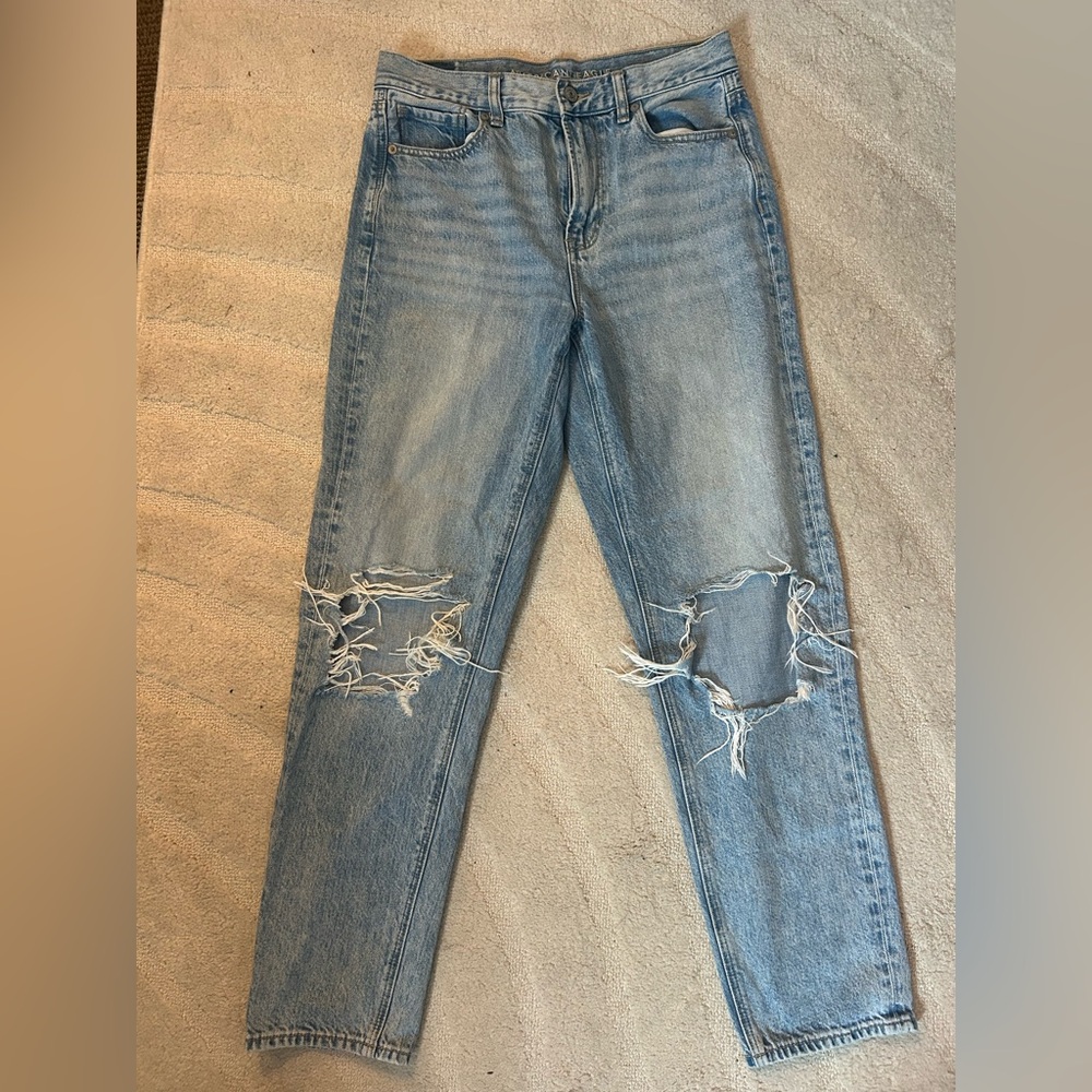 American Eagle Mom Jeans
